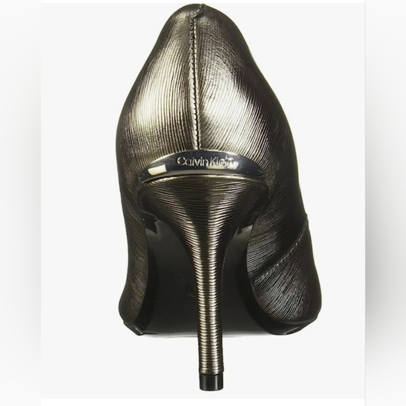 CALVIN Klein Gayle Metallic Pumps - Picture 2 of 8
